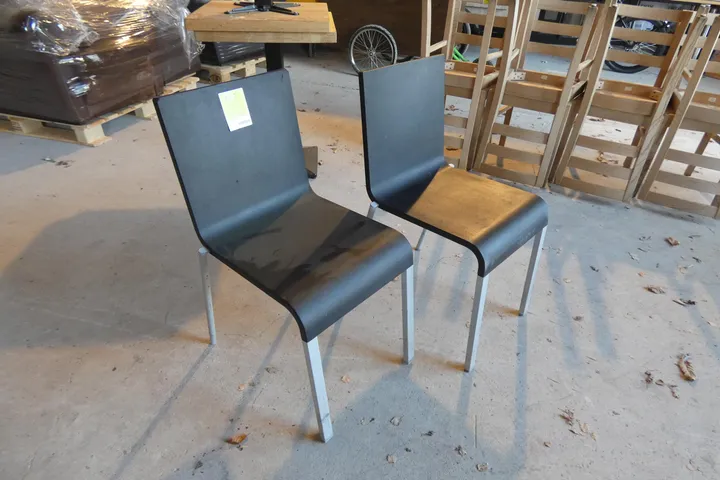 2x vitra. - Stuhl (Design Maarfen Von Severen)